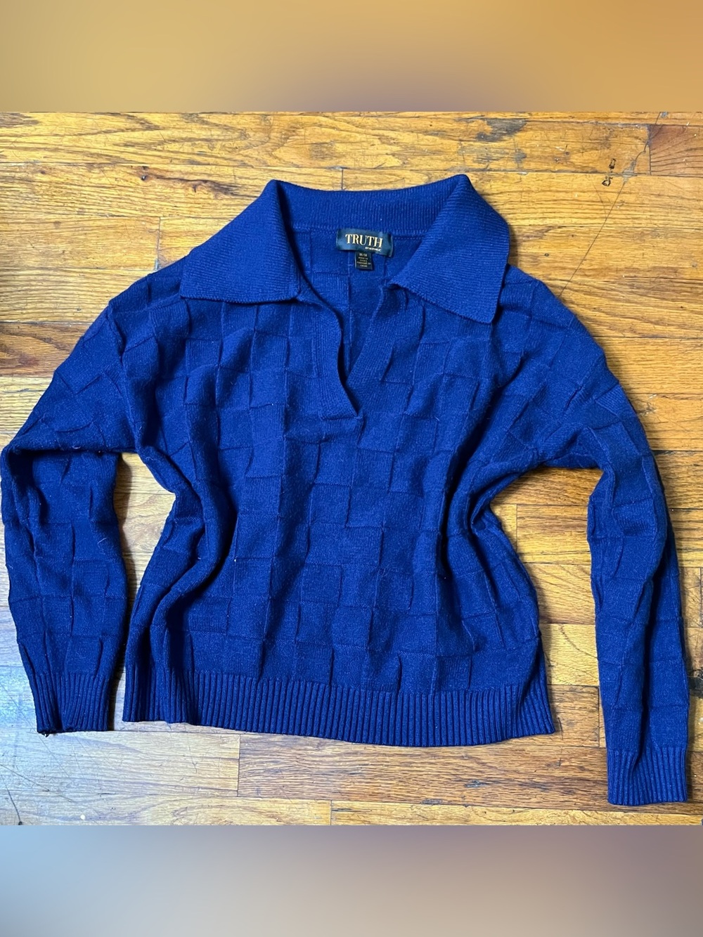 Truth by Republic checkered knit sweater in size medium